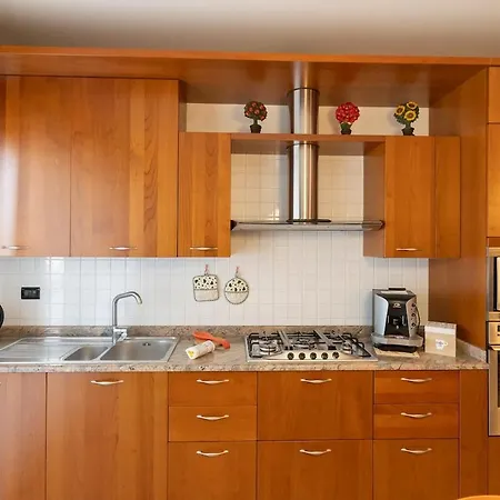 Apartment Elymar's